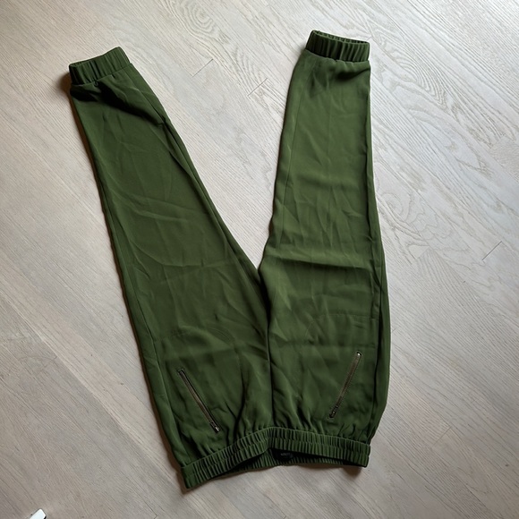 Green J crew pull on pants 4P - Picture 2 of 2